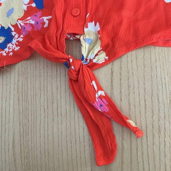 Mod Cloth Floral Crop Top | SIZE XS - Picture 6 of 8
